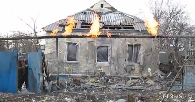 Oligarchen-Fehde in der Ukraine: Einer schickt Hilfslieferungen nach Donezk der andere stoppt sie militärisch