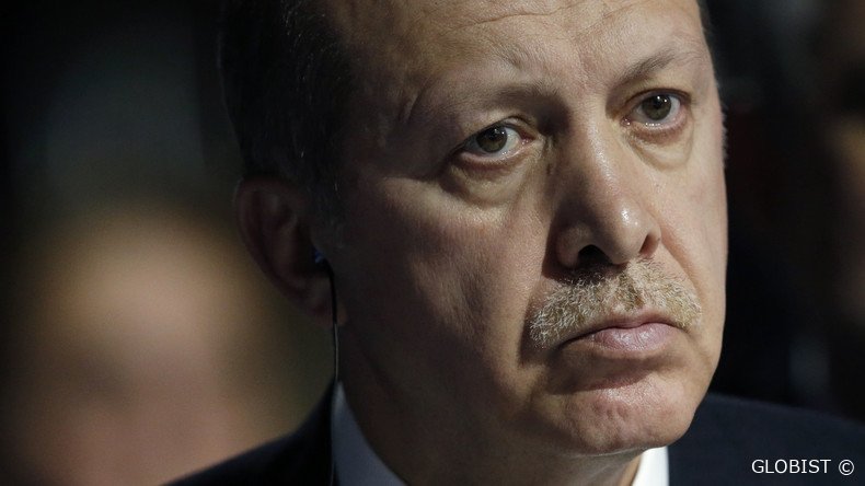 Prinzipienlos und Terroristen als Partner - Scharfe Kritik aus Ankara an den USA